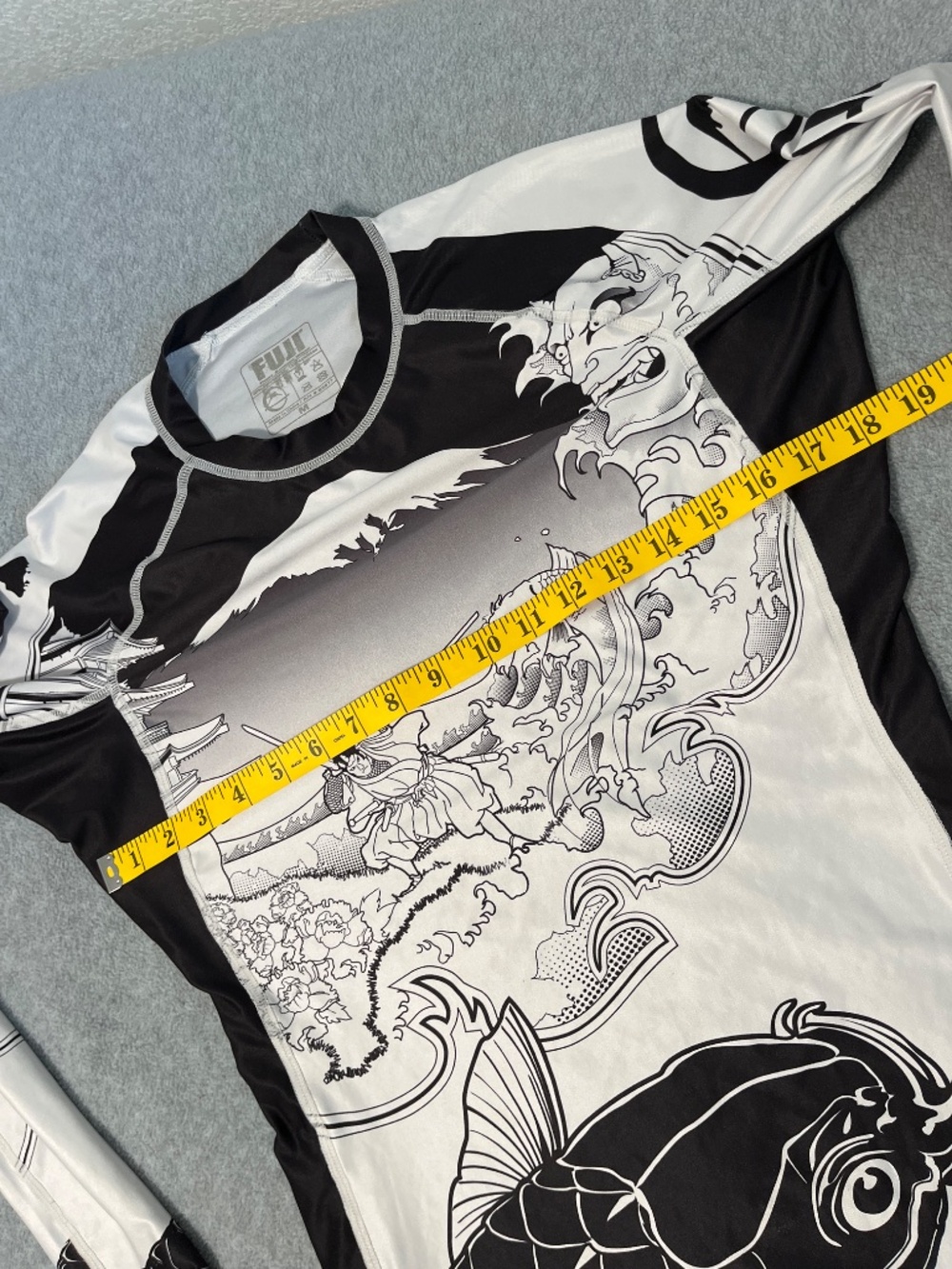 Mens Fuji MMA Rash Guard Fightwear Shirt Black White Athletic Activewear - Picture 3 of 7